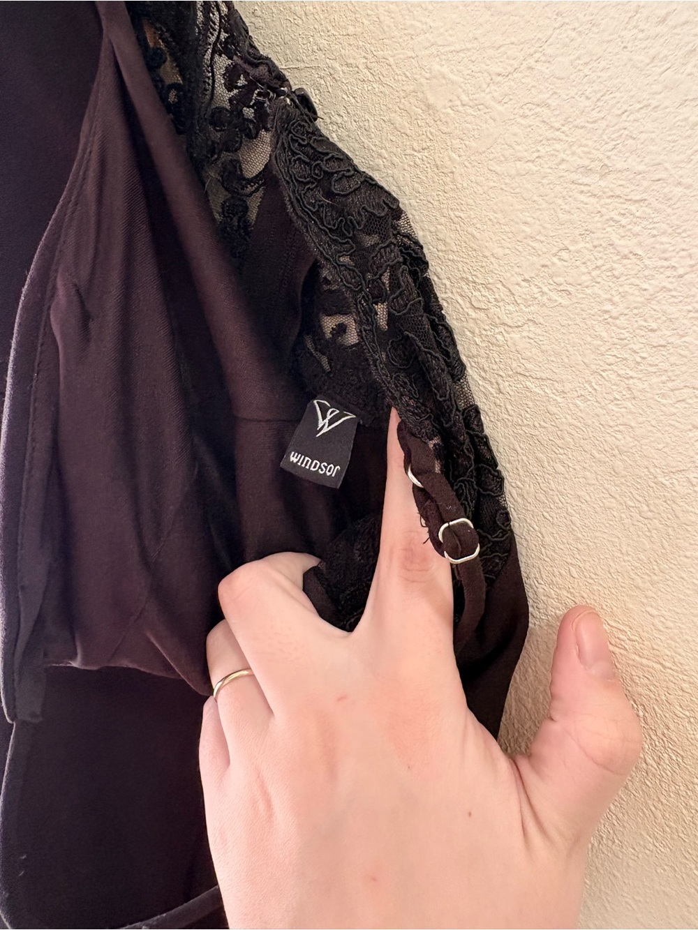 Formal dresses - Picture 4 of 13